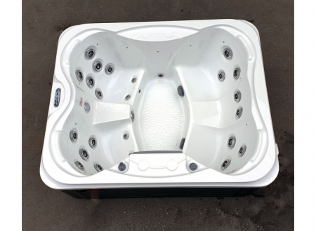 Гидромассажный мини спа-бассейн JNJ Spas Octave Гидромассажный мини спа-бассейн JNJ Spas Octave